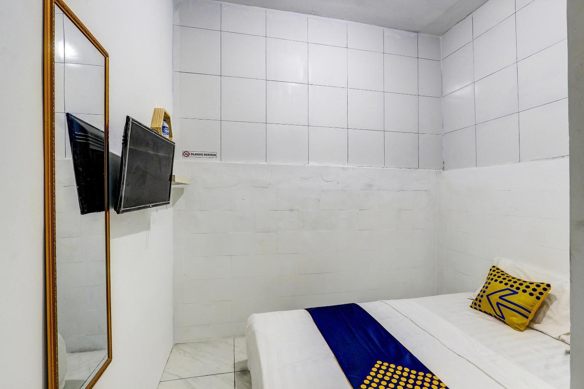 Spot On 90780 Gang Tengah Homestay Syariah Semarang Exterior foto