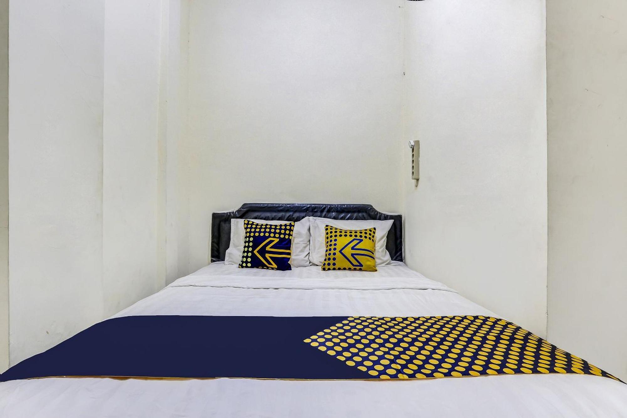Spot On 90780 Gang Tengah Homestay Syariah Semarang Exterior foto
